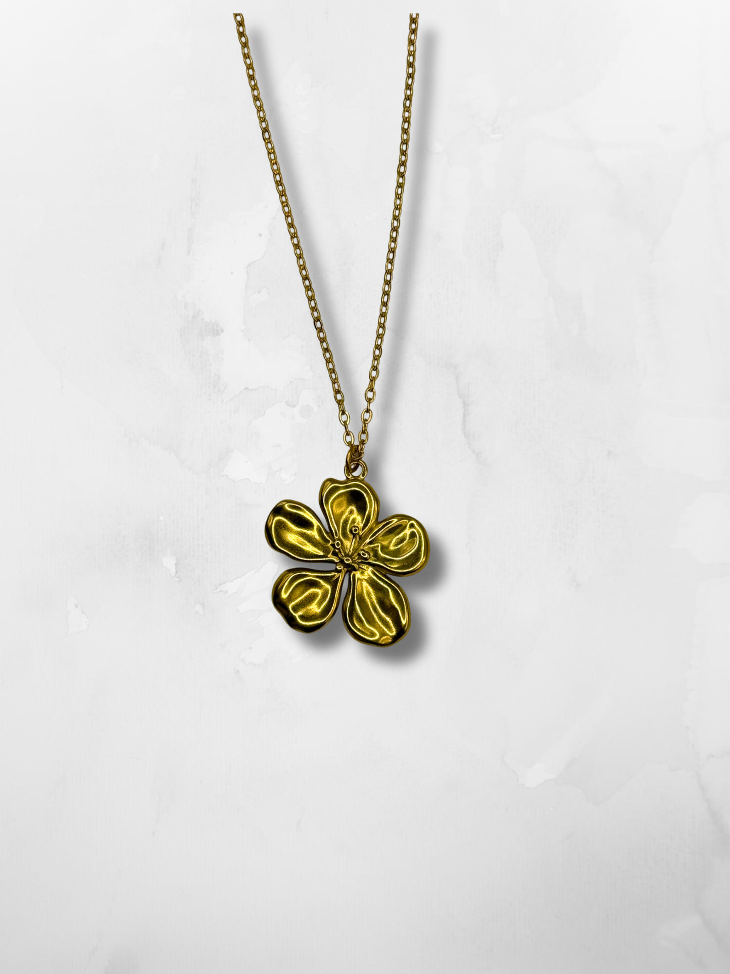 Fiona Flower Necklace