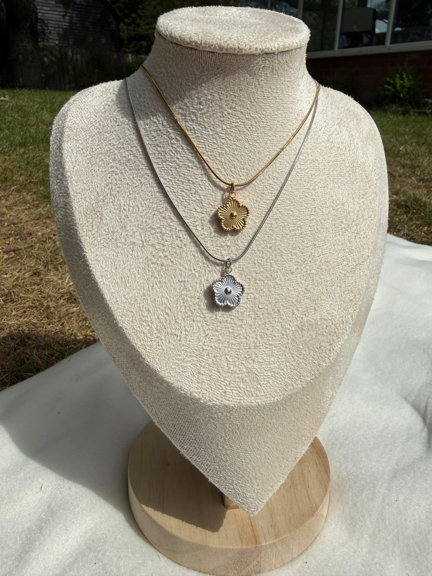 Flower Necklace