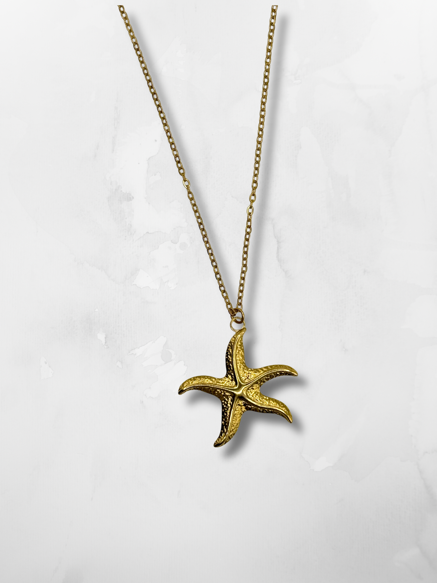 Sophia starfish necklace